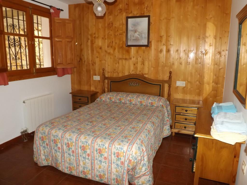 Alojamiento Rural Mirador Del Avellano Alpujarra De La Sierra Phòng bức ảnh